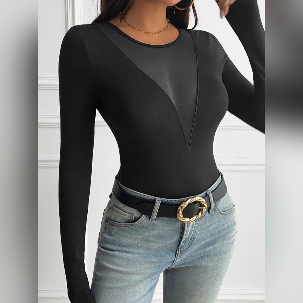 Devine Round Neck Long Sleeve T-Shirt